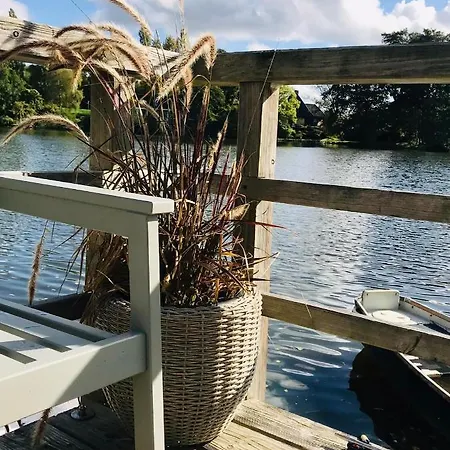 Lotten Hébergement de vacances *